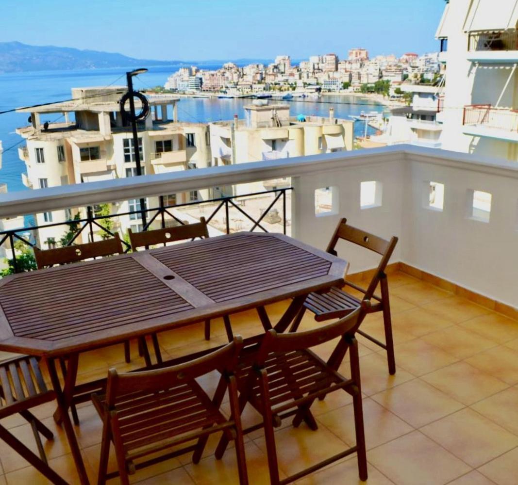 Andi Apartment Sarandë Exterior foto